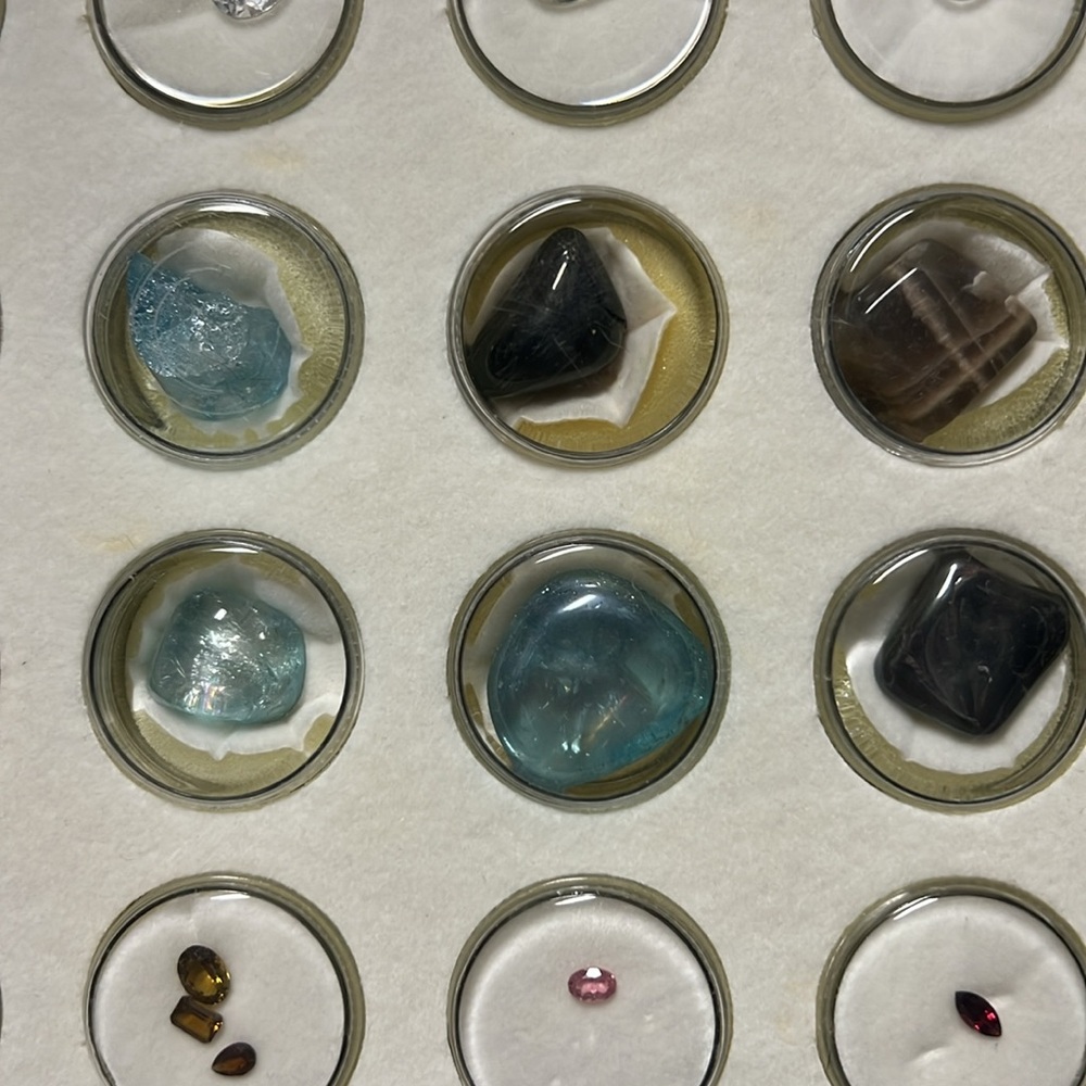 Gemstone Collection Display Box - Picture 5 of 9